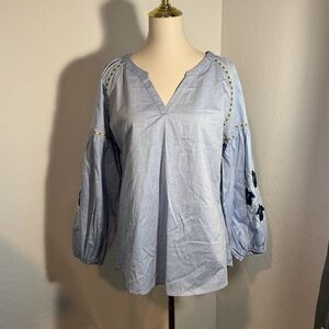 Chic Light Blue Tunic Blouse with Embroidery Size Medium
